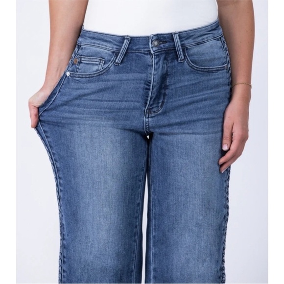 Judy Blue Aurora Braided Hi-Waist Wide Leg  5 Pocket Crop Blue Denim Jeans 15/32 - Picture 9 of 17